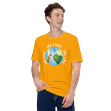 Lade das Bild in den Galerie-Viewer, (1Race1Earth1Love) Unisex t-shirt