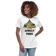 Lade das Bild in den Galerie-Viewer, (AfricaVibes) Women's Relaxed T-Shirt