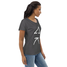 Lade das Bild in den Galerie-Viewer, (Sevens) Women&#39;s fitted eco tee
